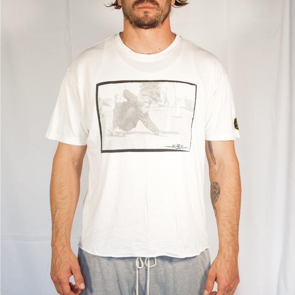 Hurley (Jay Adams Graphic) White Short Sleeve Tee (Cropped)